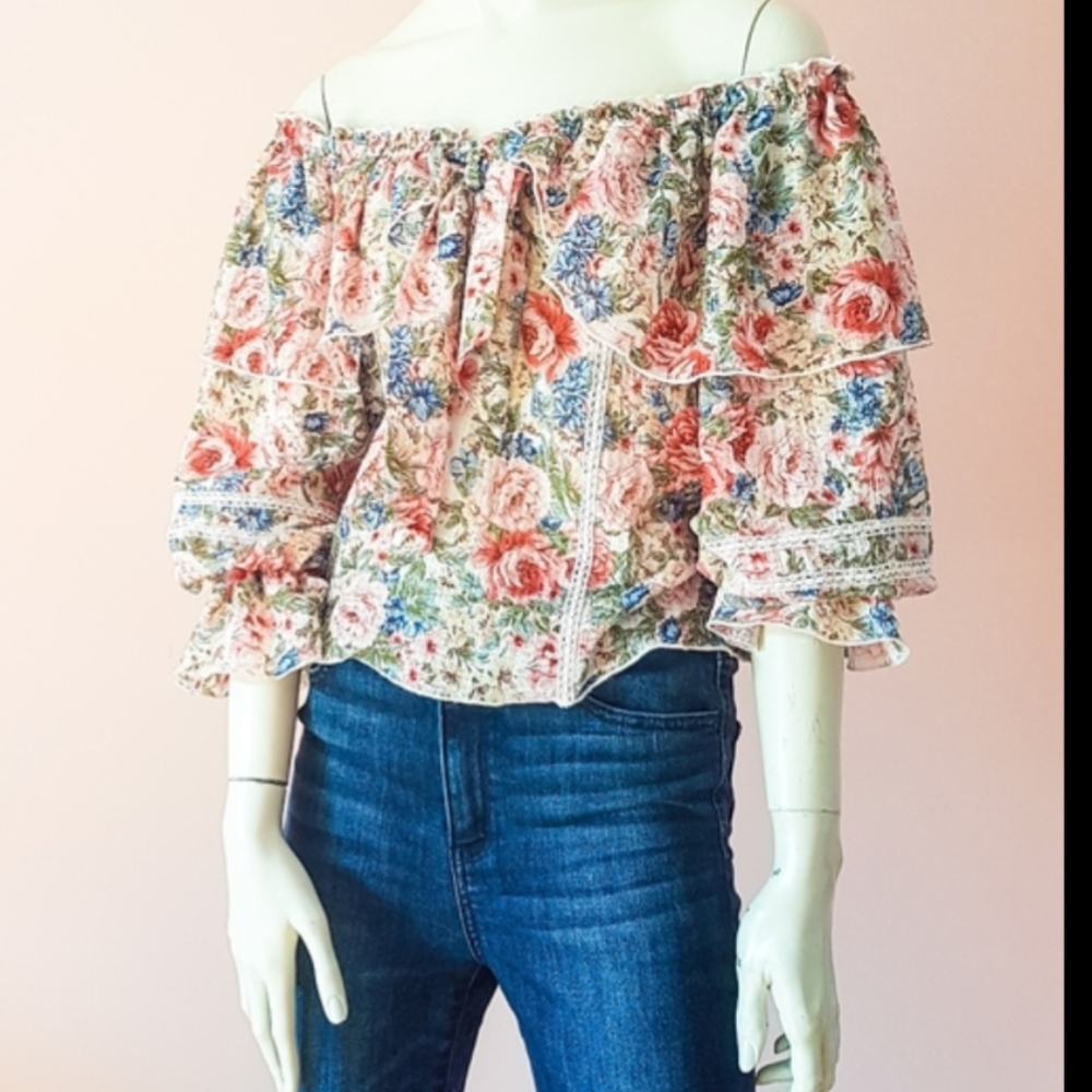 Romantic zara shirt - roses, lace and ruffles